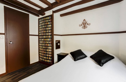 Quartier de la Folie-Mericourt Hotel | Absolute Hotel Paris République