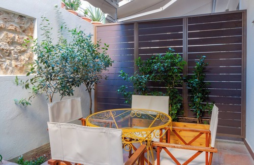 Kolokinthou Apartment | Academia 01 flat by the Park