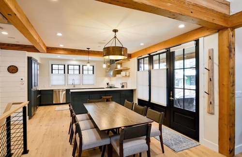 Crested Butte Cottage | Academy Place | Paintbrush