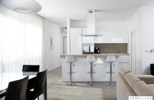 Slatine Villa | Acadia B