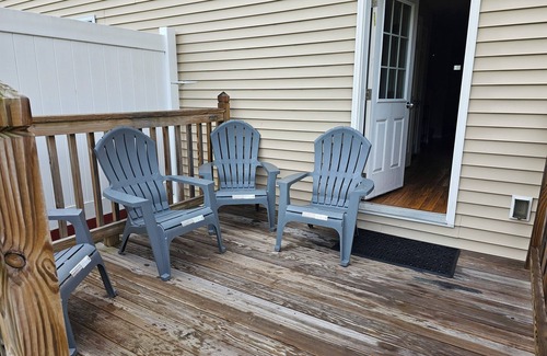 Trenton Condo | Acadia Villas! 5A Hunter's: A private neighborhood in the woods.