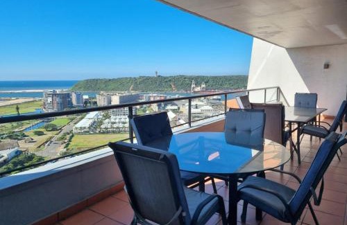 Durban Point Apartment | Accommodation Front - Immaculate 4 Sleeper with Ocean & Harbour Views