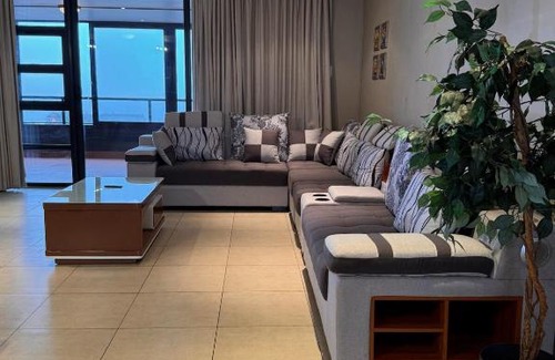 Durban Point Apartment | Accommodation Front - Marvellous 4 Sleeper with Ocean Views