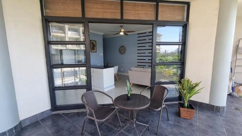 Durban Point Apartment | Accommodation Front - Stylish 2 Sleeper near Ushaka Ushaka Marine World