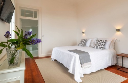 Camara de Lobos Villa | Accommodation 5 rooms in Funchal