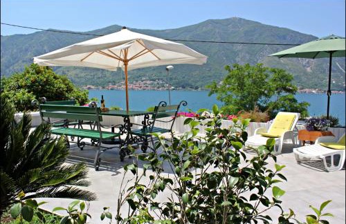 Dobrota House | Accommodation Tomcuk