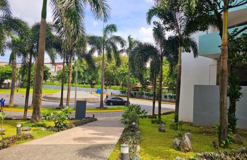 Matandang Balara Apartment | Acellyne's Suites at The Residences at Commonwealth by Century