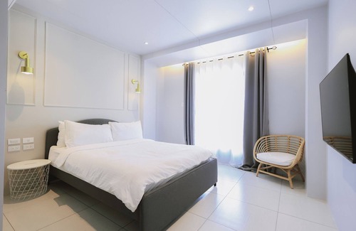 Tarlac Cabin | Achitel