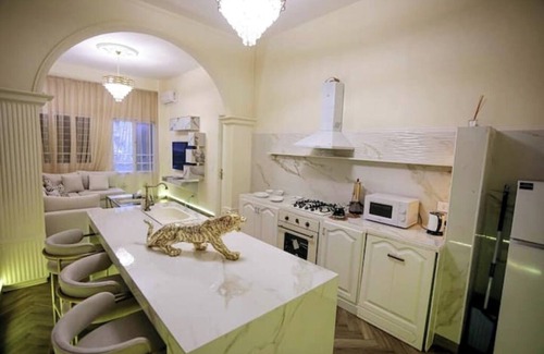 Sodeco Apartment | Achrafieh Luxurious 1BR Apt,5 min to Beirut Museum