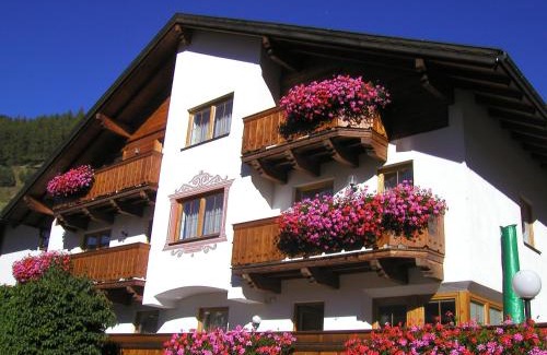 Nauders Apartment | Aclavaldafur Apart