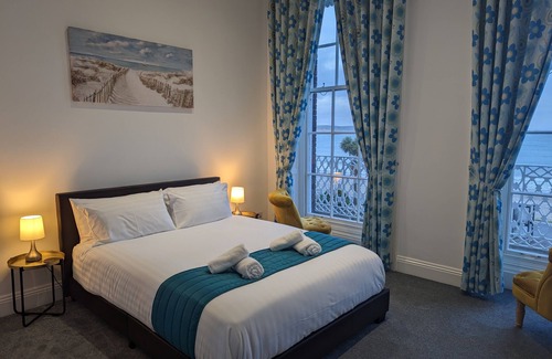 Weymouth House | Acqua Beach