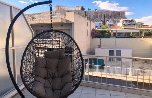Makrigianni Apartment | Acropolis balcony view 3 min walking to the Acropolis hill