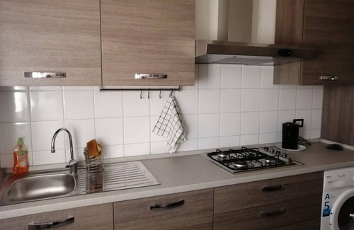 Pisa City Centre Apartment | Across the Arno River, air-conditioned and a stone's throw from downtown!