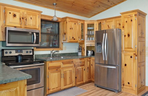 Eagle Rock Cabin | Adalee - Table Rock Lake, Roaring River, Eureka Springs, Dogwood Canyon