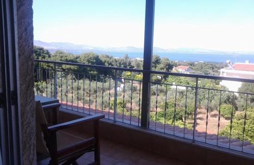 Nea Makri Apartment | Adam's Farm Loft - Airport shuttle available!