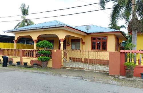 Kusial House | Addin Homestay Tanah Merah