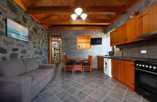 Bandeiras House | Adega Menezes