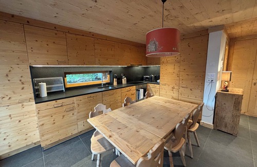 Grimentz Apartment | Adelaide A1 - spacious 2 bedroom family apartment, close to piste and village.