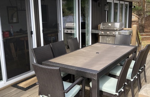 Wells House | Adirondack Lakefront Getaway. Newly renovated,Fireplace,Game room,30 min to Gore