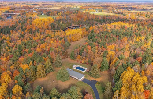 Lawrenceville House | Adirondack Park 3BR/2BA Pool Home-Near River!