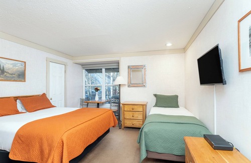 Telluride Hotel | Adjoining Hotel Rooms Near Ski Lift-Great for Families or Small Group