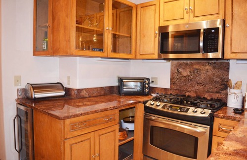 Taos House | Adobe de Feliz is a Charming 2 BR Condo just a short walk to Taos Plaza