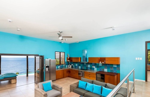 Kralendijk Villa | Adobe Style Oceanfront Villa with private pool