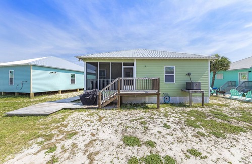 Fort Morgan Cottage | Adorable cottage in the Fort Morgan community of Gulf Shores