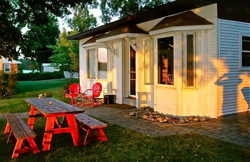 Vergas Cabin | Adorable Family Cabin near Detroit Lakes on peaceful, clean Trowbridge Lake