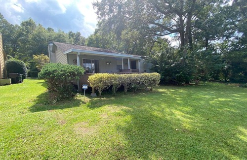 Tallahassee Boat Rental | Adorable Golf Course House in Tallahassee