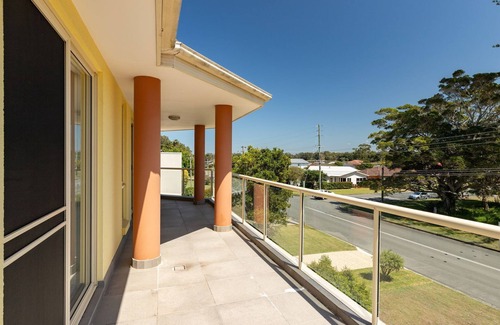 Wallis Lake Apartment | Adriatic 4 in Tuncurry