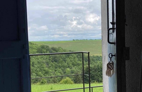 Crespin Apartment | Adults Only loft in old farm