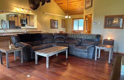 Lead Apartment | Adventure Awaits 16 Private Acres secluded getaway in the beautiful Black Hills