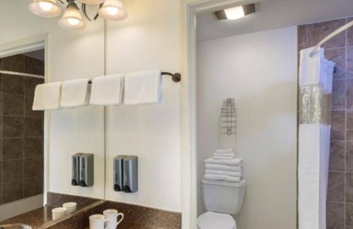 Wahweap Hotel | Adventure Awaits:4 Serene Units!Water Activities,Scenic View,Onsite Pool