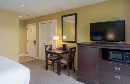 Rosario Hotel | Adventure Awaits—Secluded Orcas Island Stay | Hillside 1942
