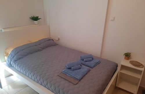 Larissa Apartment | Aelia Studio