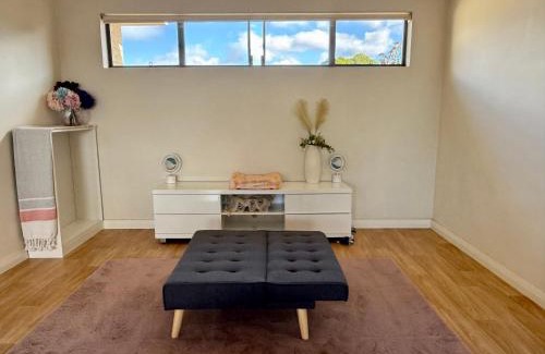 Redcliffe House | Aeris Luxe Stay
