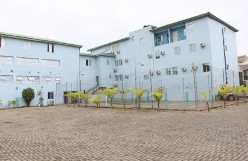 Oshodi-Isolo Cabin | Aerol Hotel and Suites -Super Suite