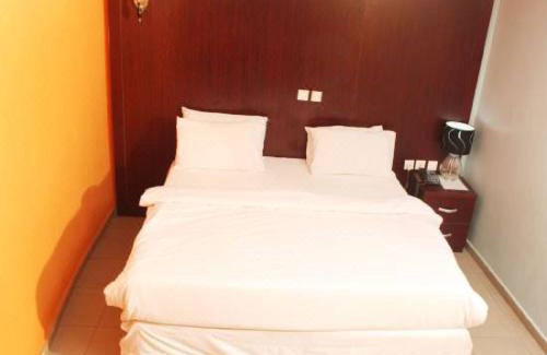 Oshodi-Isolo Cabin | Aerol Hotel and Suites -Super Suite