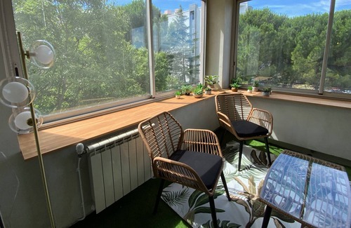 Estanove Apartment | Aesthetics - 2 bedrooms and secure parking!