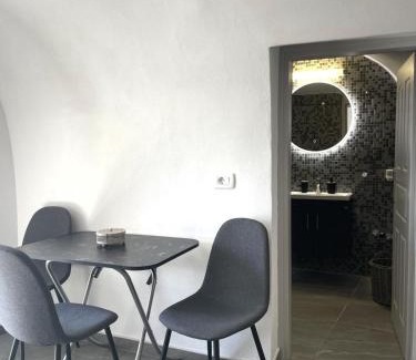 Megalochori Apartment | Aethera Apartments