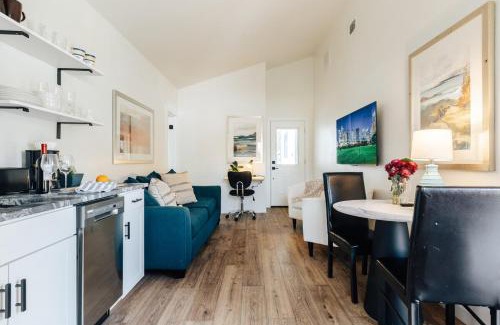 West Congress House | Affordable & New at Heart of SoCO Eateries, King Bed, Rain Shower, Big Fenced Yard