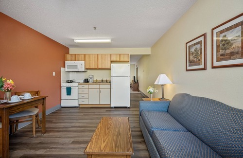 Fredericksburg Hotel | Affordable Suites Fredericksburg