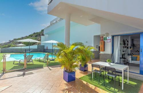 Puerto Rico Apartment | African Sunrise by Villas Rivero