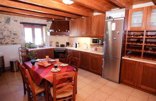 Yianniou House | Afroditi Traditional Cretan House. The Combination Of Comfort And Cretan Life.