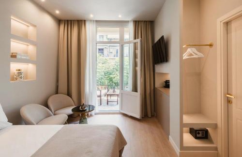 Thessaloniki City Centre Apartment | Agia Sofia 21 Suites - Smooth Living