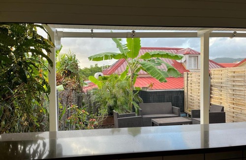 Sainte-Anne Apartment | Agréable appartement en rez-de-jardin à 450m de la mer
