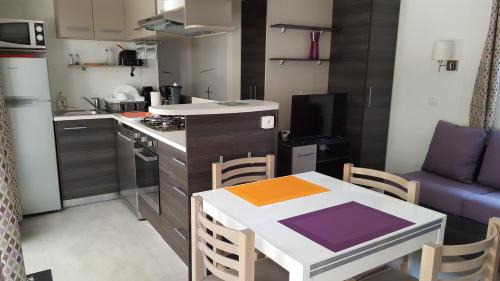 Saint-Brevin-les-Pins Other | Agréable Mobilhome 6 - 8 places