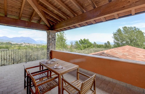 Polpenazze del Garda Ski Chalet | Agriturismo Sentieri del Vino - Lago Lucone