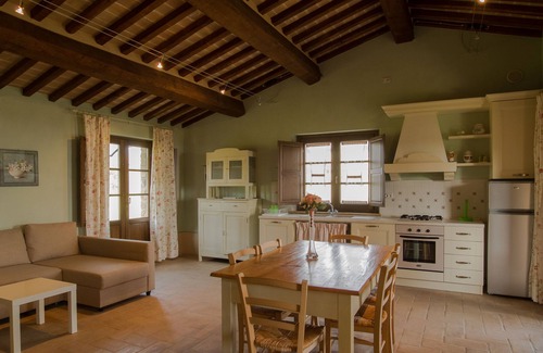 Montepulciano Ski Chalet | AGRITURISMO NOBILE CHALET IL FIENILE